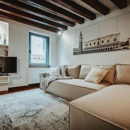 2 Min Da Piazza San Marco L-Home Venezia Eksteriør bilde