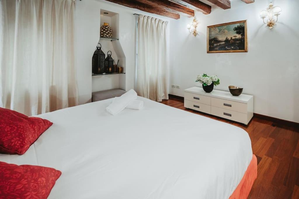 2 Min Da Piazza San Marco L-Home Venezia Eksteriør bilde