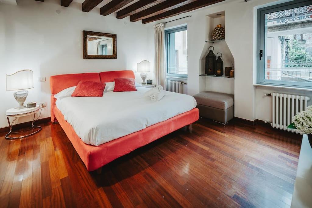 2 Min Da Piazza San Marco L-Home Venezia Eksteriør bilde